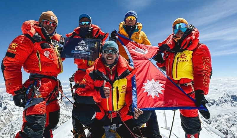 Nima Rinji Sherpa Youngest to Conquer the World’s 14 tallest Peaks